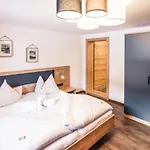 Haus Kristall Apartment Tannheim