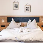 Apartment Haus Kristall *