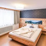Apartment Haus Kristall Tannheim
