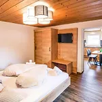 Haus Kristall *