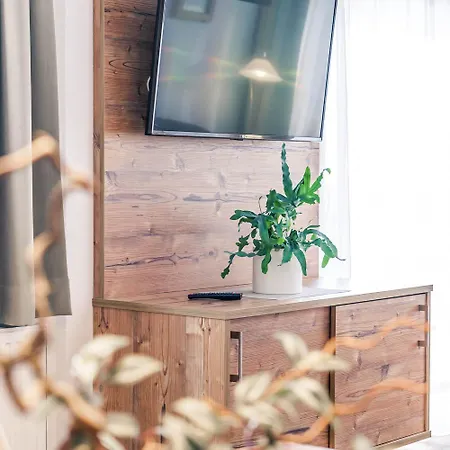 شقة Haus Kristall