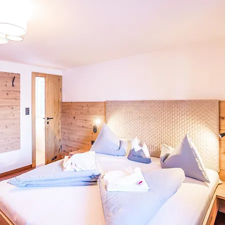 Haus Kristall Daire *