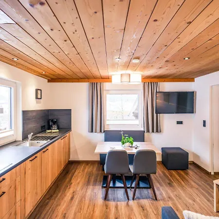 Haus Kristall *