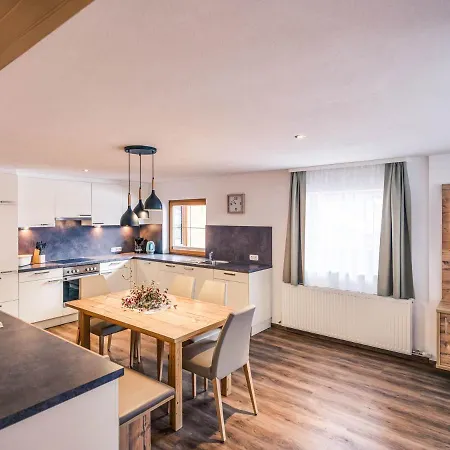 Apartment Haus Kristall *