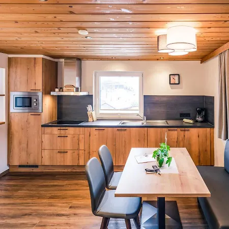 Haus Kristall *