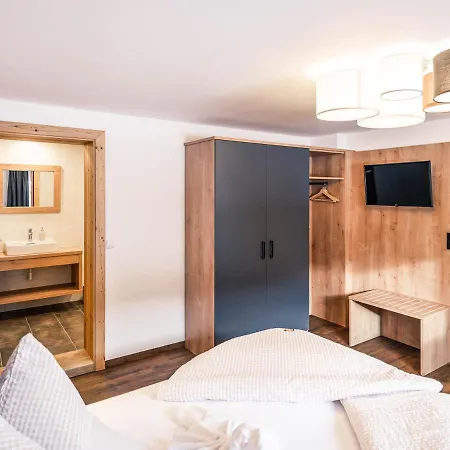 Haus Kristall Apartament Tannheim