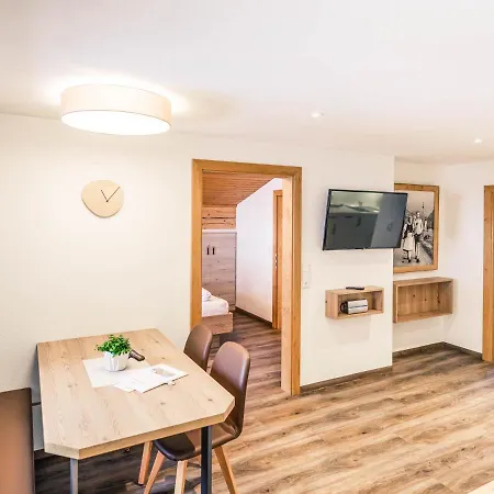 Apartament Haus Kristall Tannheim