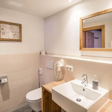 Haus Kristall Apartment