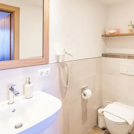 Haus Kristall Apartment *
